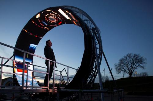 Apaļā līnija, autors Gints Gabrāns